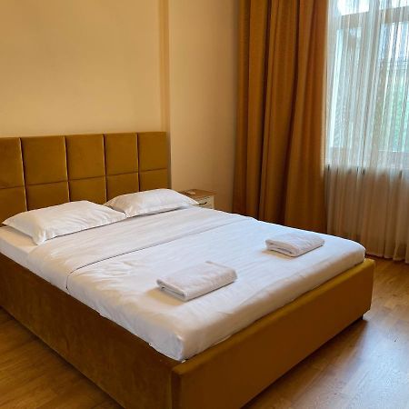 Avangard Qn Romana 26 Apart Leopoli Esterno foto