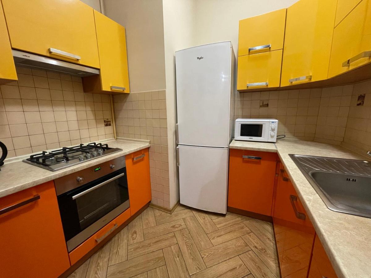 Avangard Qn Romana 26 Apart Leopoli Esterno foto
