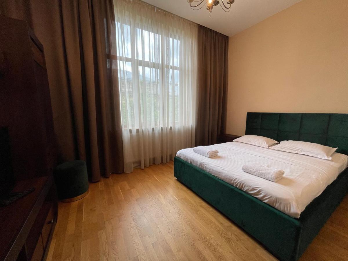 Avangard Qn Romana 26 Apart Leopoli Esterno foto